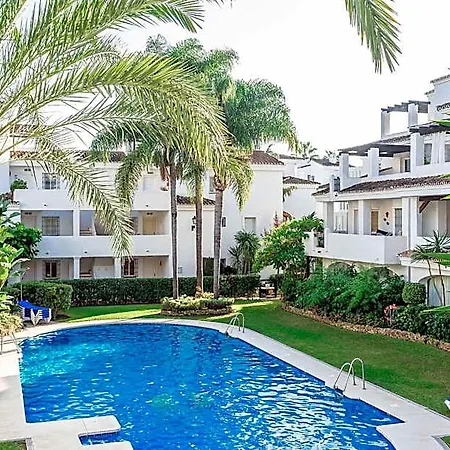 By Riva - Stylish 2 Bedroom Luxury In Naranjos Puerto Banus Apartmán *